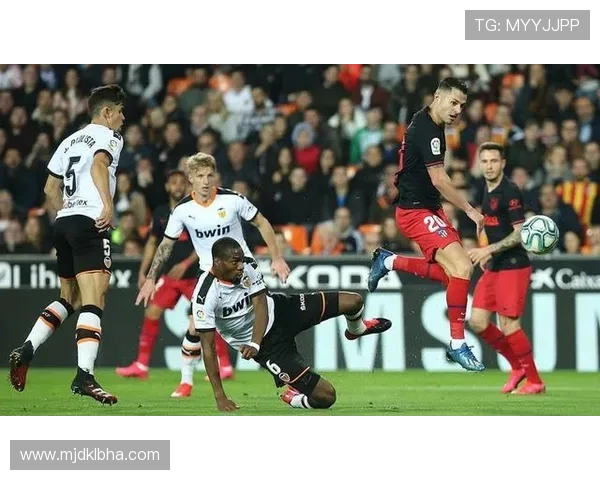 马德里竞技提升进攻效率策略分析及避免掉队的关键举措 马德里竞技提升进攻效率策略分析及避免掉队的关键举措